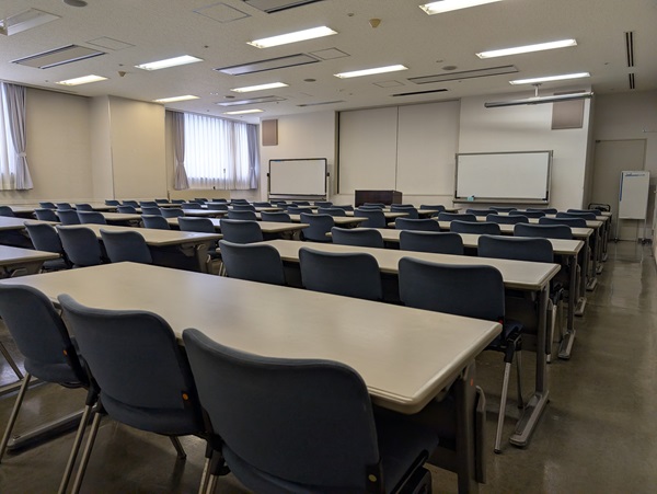 中研修室２